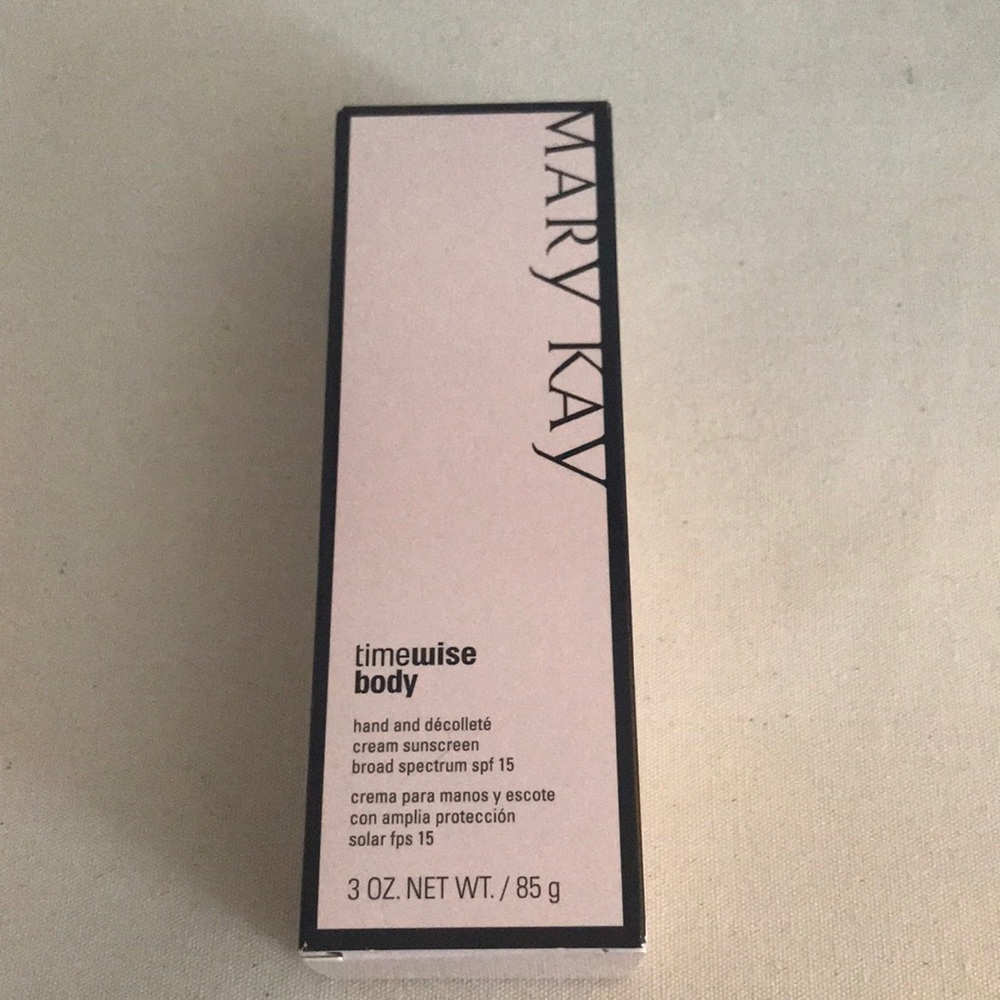 Hand and décolleté cream